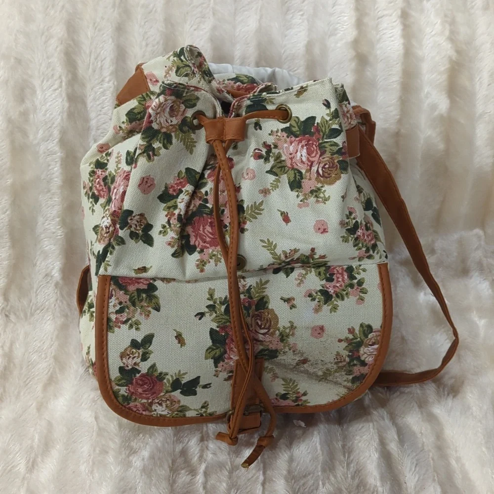 Floral Canvas Backpack - Picture 3 of 4